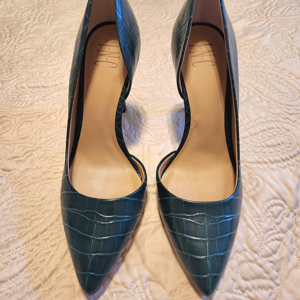 INC International Concepts Teal Crocodile-Embossed Heels